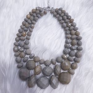 kate spade give it a swirl gray chunky necklace